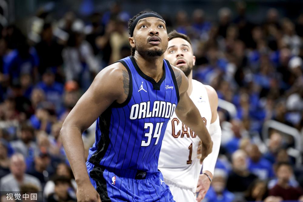 更为宽广的 更为宽广的