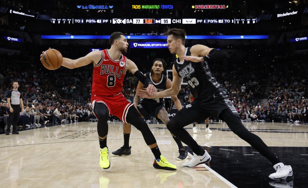 相比之下 相比之下