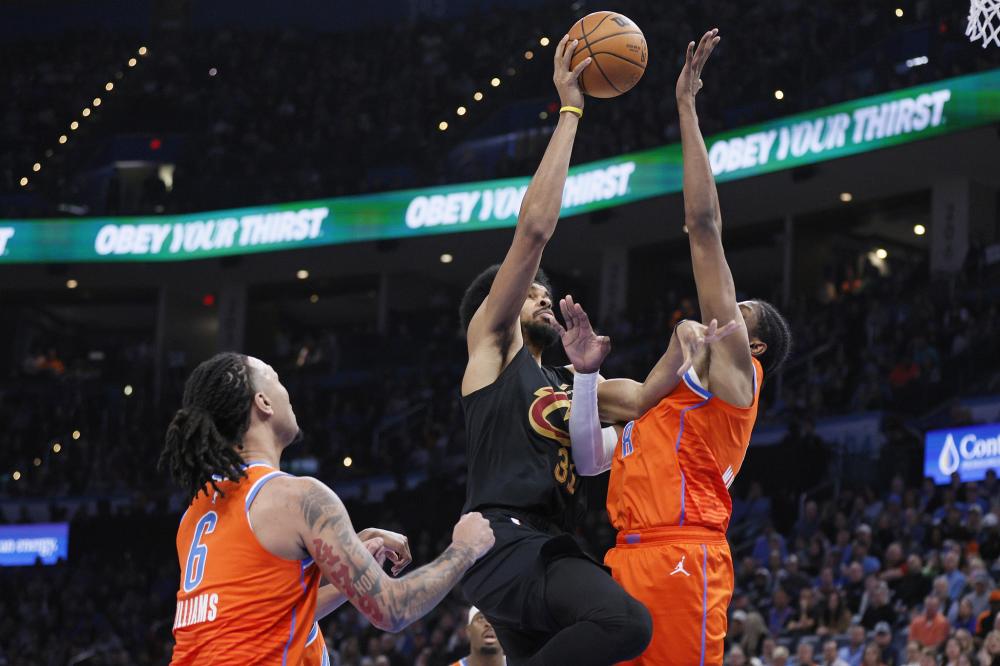 在他缺席的 在他缺席的