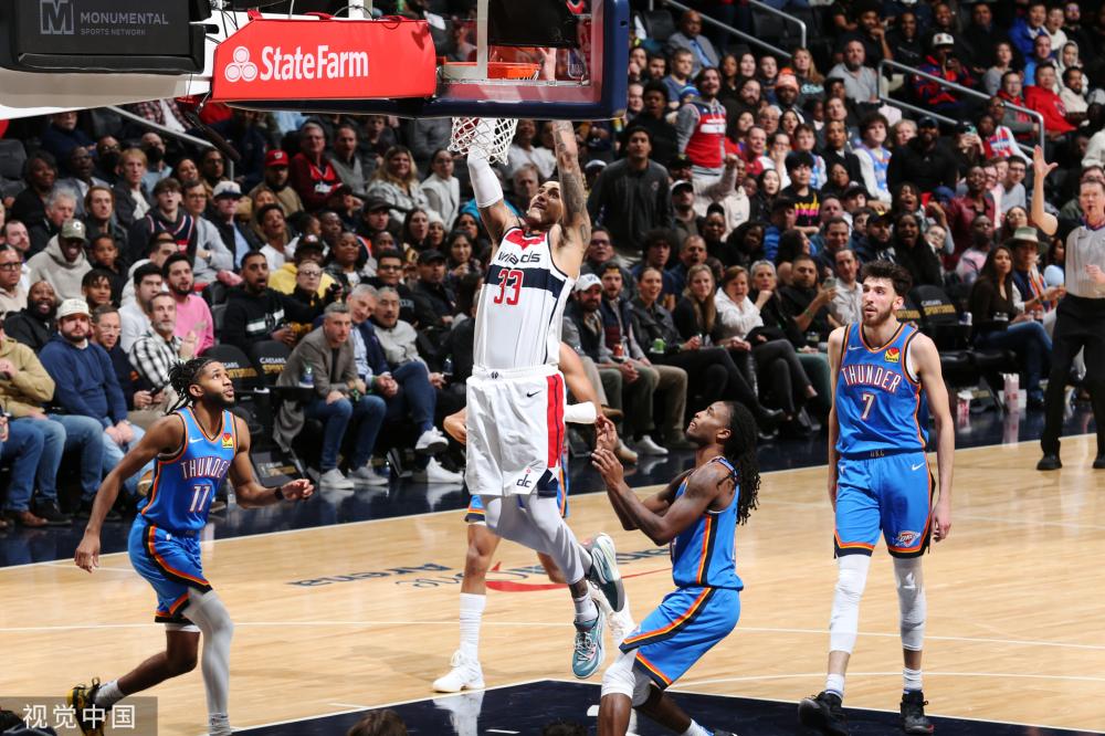 不仅熟悉东 不仅熟悉东